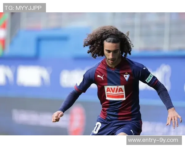 库库雷利亚谈儿子自闭症经历对足球生涯的影响与迷茫感 库库雷利亚谈儿子自闭症经历对足球生涯的影响与迷茫感