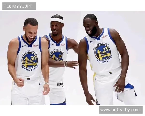 勇士队失利分析：球商联盟顶尖却身高最矮的尴尬局面